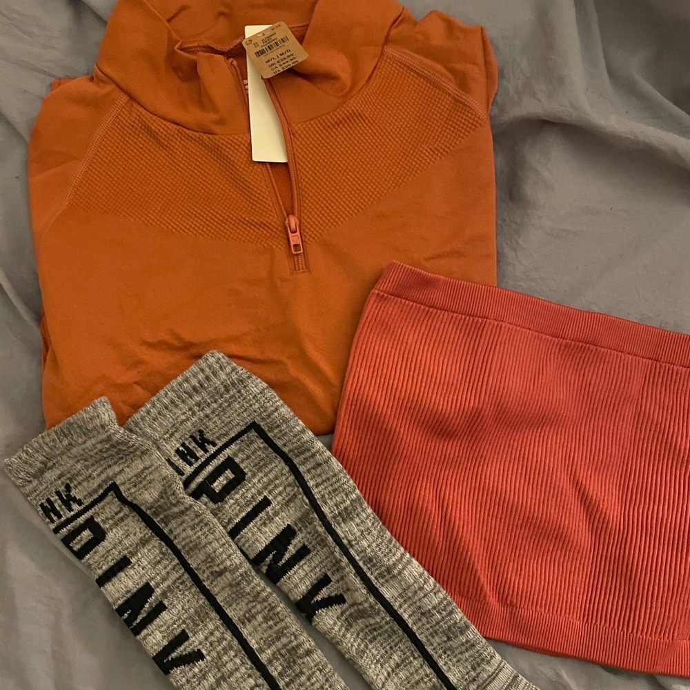 Vs pink workout set